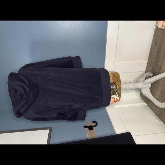 Plush & Lush Women's Velour Hoodie and Pant set- XL - Picture 2 of 7